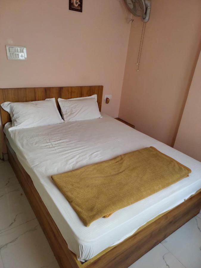 Mandara Comforts Hotel Bangalore Exterior foto