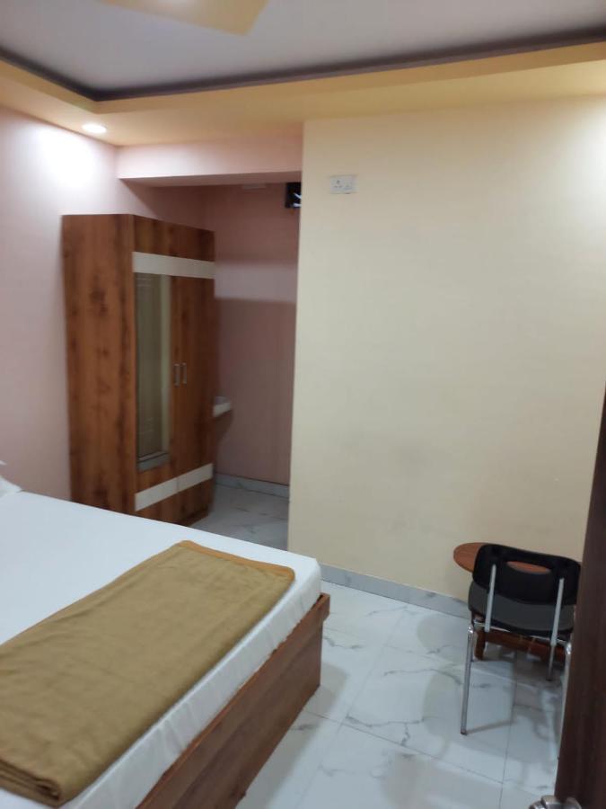 Mandara Comforts Hotel Bangalore Exterior foto